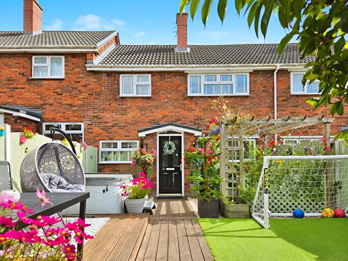 3 Bedroom Town House For Sale In Pointon Grove, Norton Green, Stoke-on-trent, ST6