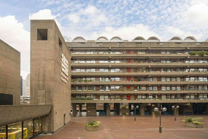 1 Bedroom Flat For Sale In Barbican, Defoe House, EC2Y