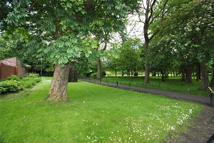 3 Bedroom Flat To Rent In Staffa Street, Dennistoun, Glasgow, G31