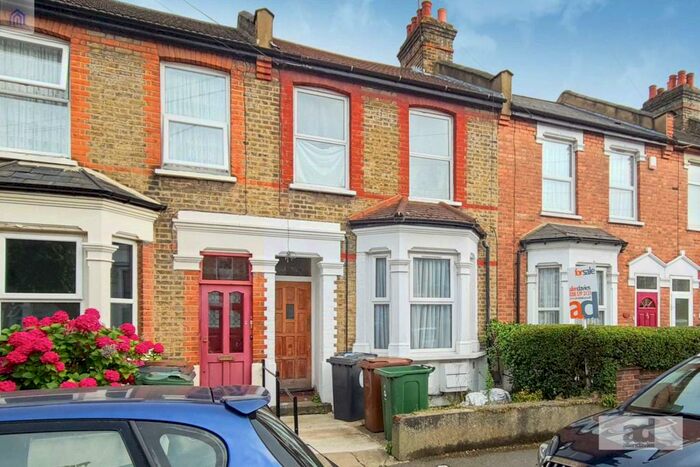 1 Bedroom Flat To Rent In Claude, Leyton, E10