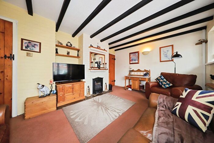 3 Bedroom Detached House For Sale In Edward Road, Perton Wolverhampton, Staffordshire, WV6