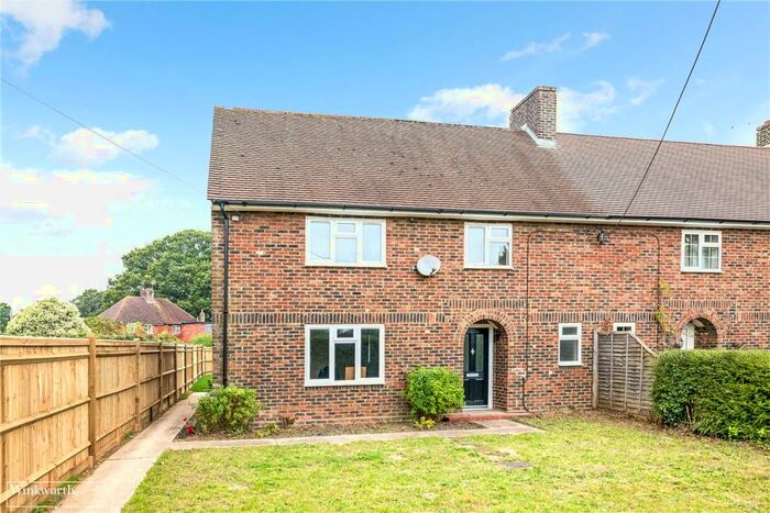 3 Bedroom Semi-Detached House For Sale In Worthing Road, Dial Post, Horsham, RH13
