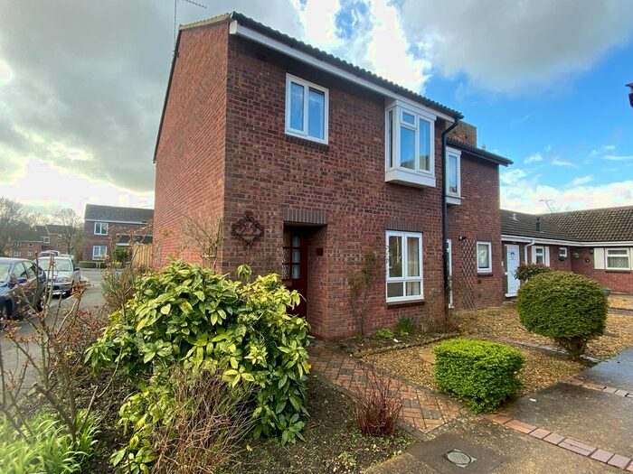 3 Bedroom Property To Rent In Ashtree Road, Frome, BA11