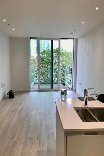 1 Bedroom Flat To Rent In Kingly Building, Woodberry Down, N4