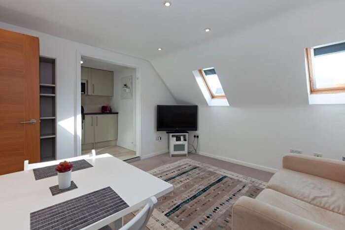 1 Bedroom Apartment To Rent In Oxford Road, Kidlington, OX5