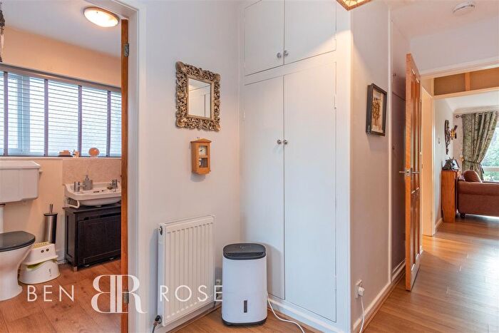 3 Bedroom Detached Bungalow For Sale In Cumberland Avenue, Leyland, PR25