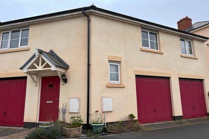 2 Bedroom Property To Rent In Carhaix Way, Dawlish, EX7