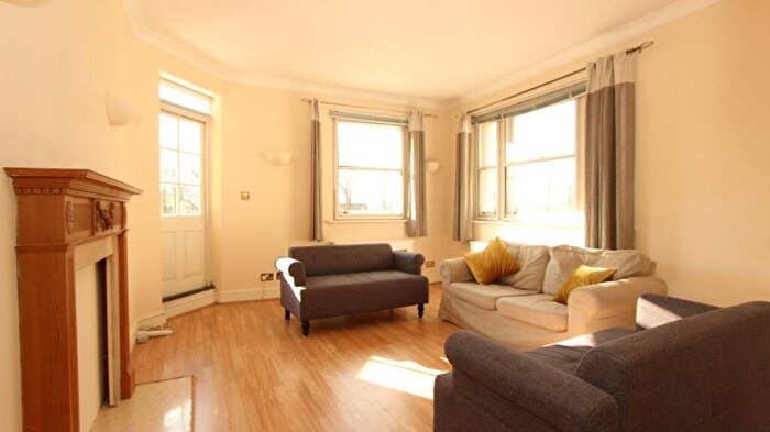 2 Bedroom Apartment To Rent In Queens Grove Court, Queens Grove, London, NW8