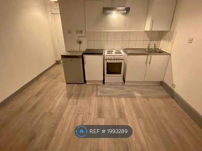 1 Bedroom Flat To Rent In Lewis Grove, London, SE13