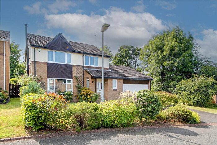 3 Bedroom Detached House For Sale In Holly Close, Hexham, Northumberland, NE46