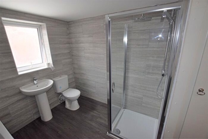 2 Bedroom End Terrace House To Rent In Sealand Road, Chester, CH1