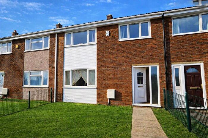 3 Bedroom Terraced House To Rent In Poplar Grove, Knottingley, WF11