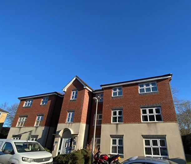1 Bedroom Apartment To Rent In Martingale Chase, Newbury, RG14