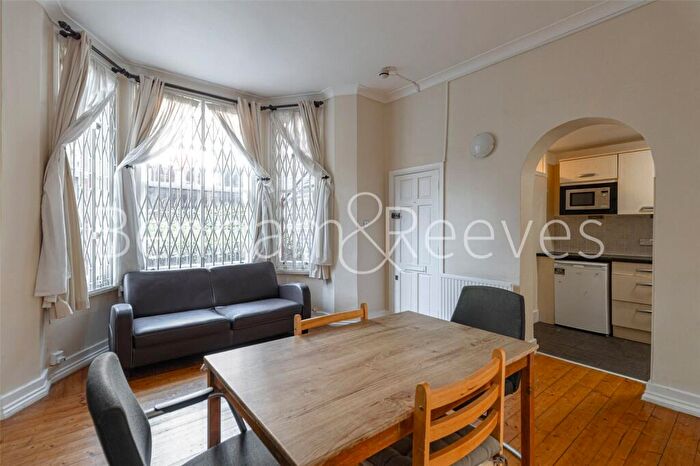 1 Bedroom Apartment To Rent In Frognal, London, NW3