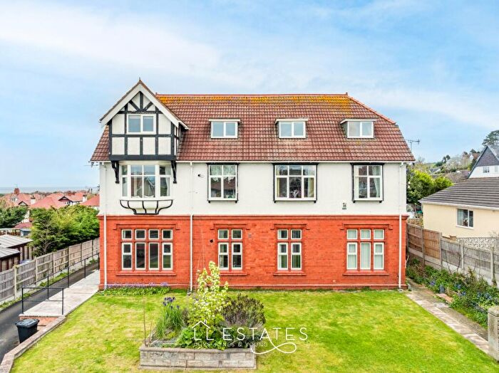 3 Bedroom Apartment For Sale In Fforddlas, Prestatyn, LL19