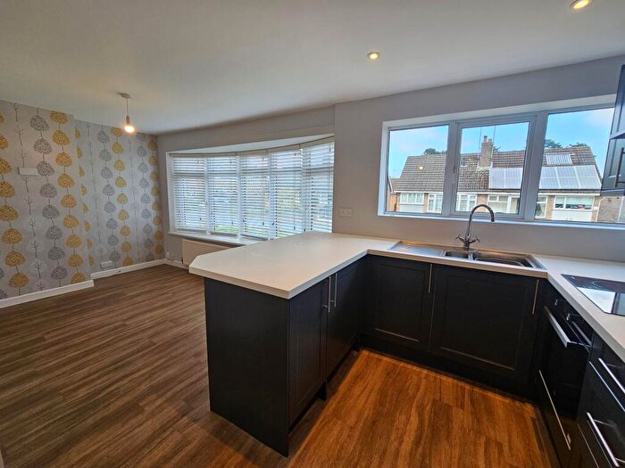 3 Bedroom Semi Detached House To Rent In Offa Drive, Kenilworth, CV8