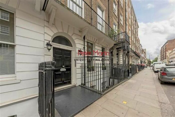 Studio To Rent In Upper Berkeley Street, Marylebone, W1H