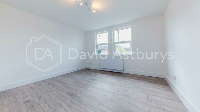 3 Bedroom Apartment To Rent In Turnpike Lane, Crouch End, London, N8