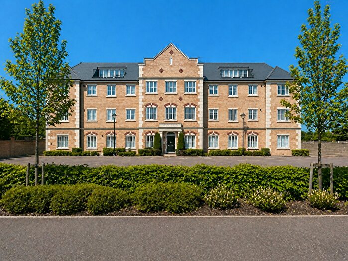 2 Bedroom Apartment For Sale In Louise Rise, Fairfield, Hitchin, SG5
