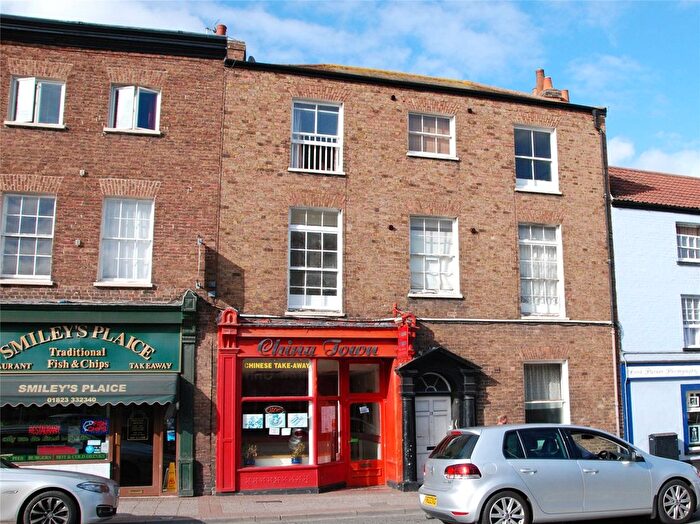 1 Bedroom Flat To Rent In East Reach, Taunton, Somerset, TA1