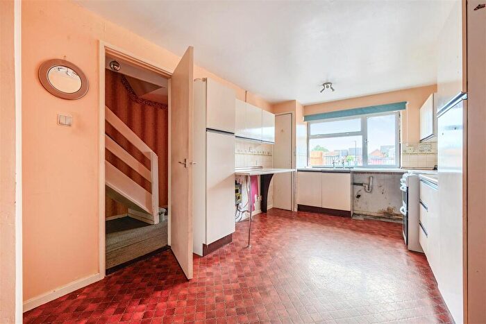 3 Bedroom Terraced House For Sale In Two Acres Road, Hengrove, Bristol, BS14