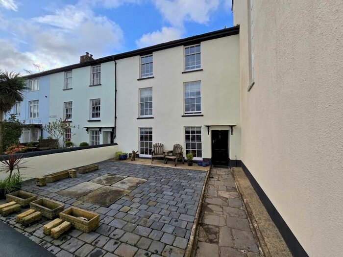 3 Bedroom Terraced House For Sale In The Strand, Bideford, EX39