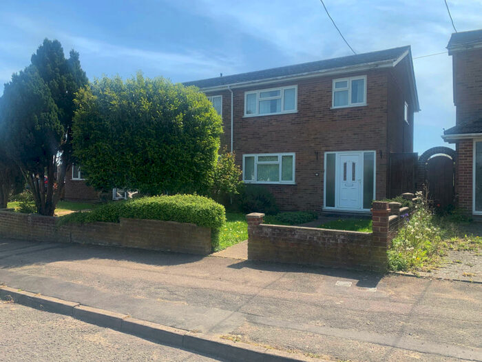 3 Bedroom Semi-Detached House To Rent In Hempstead Road, Gillingham, Kent, ME7