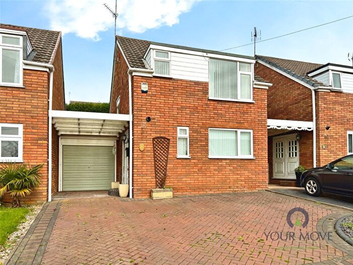 3 Bedroom Link Detached House For Sale In Kingham Close, Lower Gornal, Dudley, West Midlands, DY3