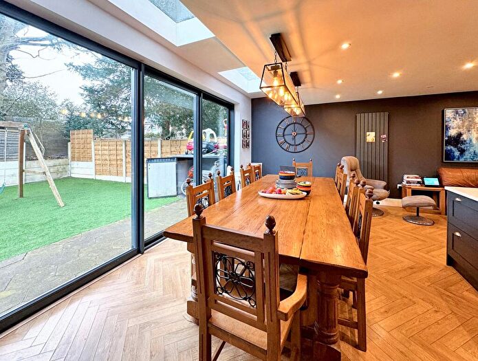 6 Bedroom Detached House To Rent In Bury Old Road, Prestwich, M25