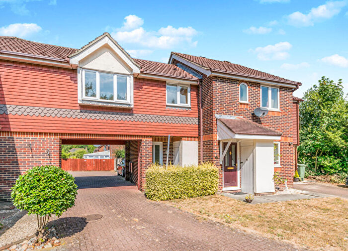 1 Bedroom Maisonette To Rent In Lanyon Close, Horsham, RH12