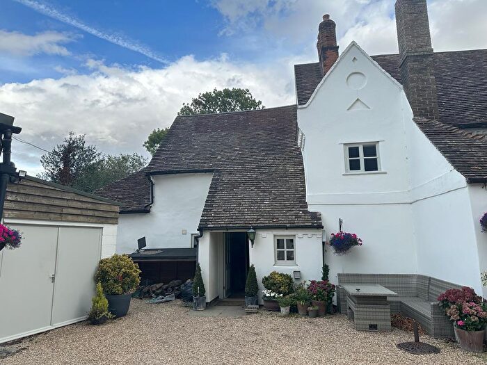 1 Bedroom Property To Rent In Green End Road, Great Barford, MK44
