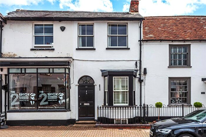 2 Bedroom Terraced House For Sale In High Street, Wargrave, Berkshire, RG10