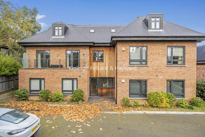 2 Bedroom Apartment To Rent In Bickley Park Road Bromley, BR1