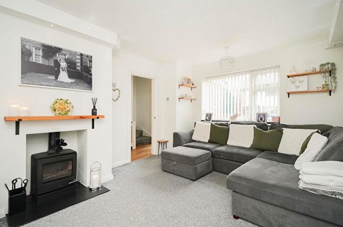 2 Bedroom Semi-Detached House For Sale In Bowman Drive, Sheffield, S12