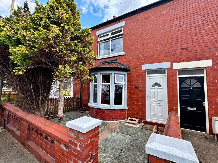 2 Bedroom Terraced House For Sale In Brun Grove, Blackpool, FY1