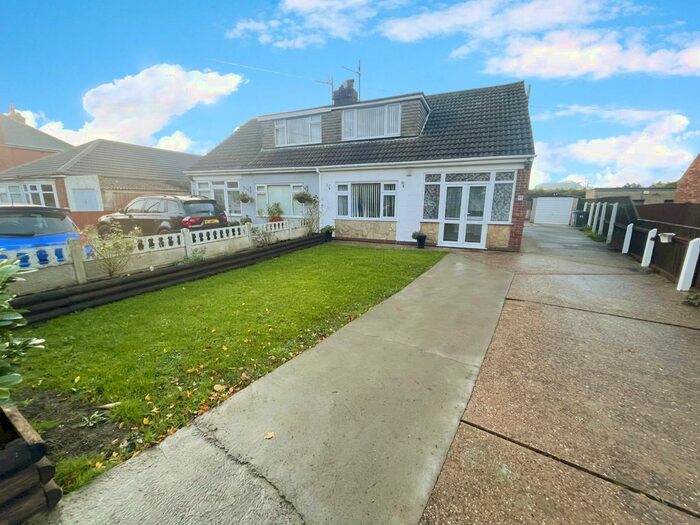 2 Bedroom Bungalow For Sale In Woad Lane, Great Coates, Grimsby, Lincolnshire, DN37