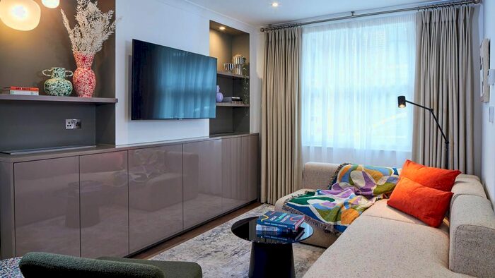 3 Bedroom Terraced House To Rent In Cheval Place, Knightsbridge, London, SW7