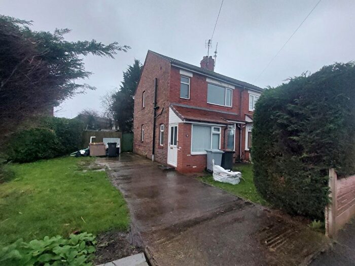 3 Bedroom Semi-Detached House To Rent In Stamp Avenue, Crewe, CW1