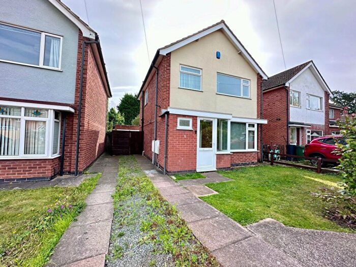 3 Bedroom House To Rent In Loweswater Drive, Loughborough, Leics, LE11