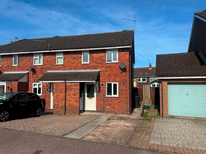 2 Bedroom Semi-Detached House To Rent In The Oak Field, Cinderford, GL14