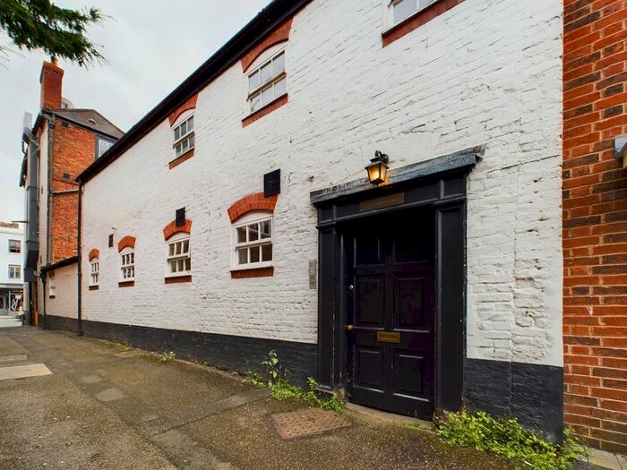 2 Bedroom Property To Rent In Penny Black Cottages, Post Office Lane, Tewkesbury, GL20