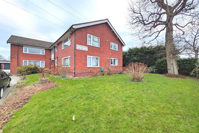 2 Bedroom Apartment To Rent In Harrytown Court, Harrytown, Romiley, Stockport, SK6