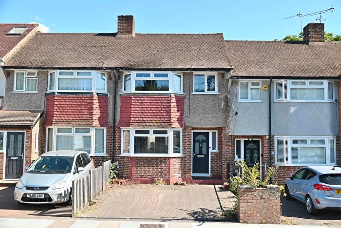 3 Bedroom Terraced House For Sale In Fulwell Park Avenue, Twickenham, TW2