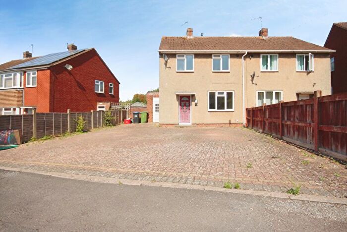 2 Bedroom Semi-Detached House For Sale In Nursery Lane, Leamington Spa, Warwickshire, CV31