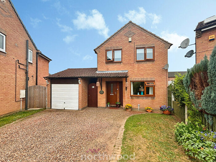 4 Bedroom Detached House For Sale In St Marys Drive, Dunsville, Doncaster, DN7