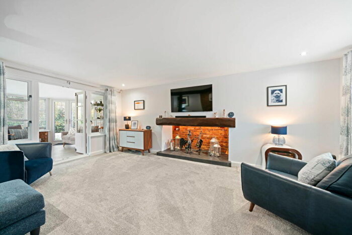 5 Bedroom Detached House For Sale In Heritage Park, Hatch Warren, RG22