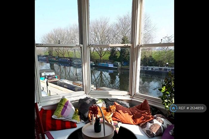 2 Bedroom Flat To Rent In Watermint Quay, London, N16