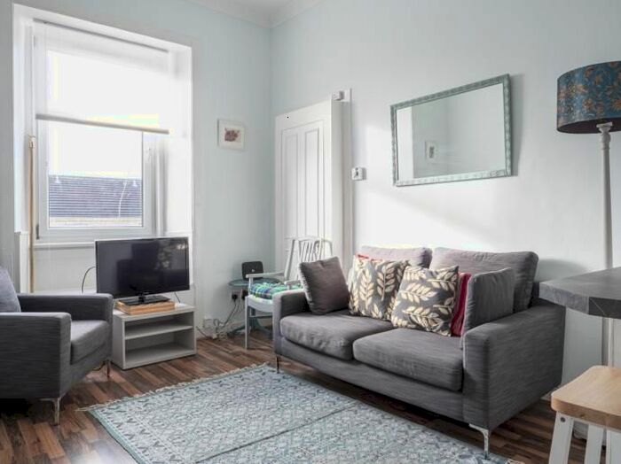 1 Bedroom Flat To Rent In Stewart Terrace, Edinburgh, EH11