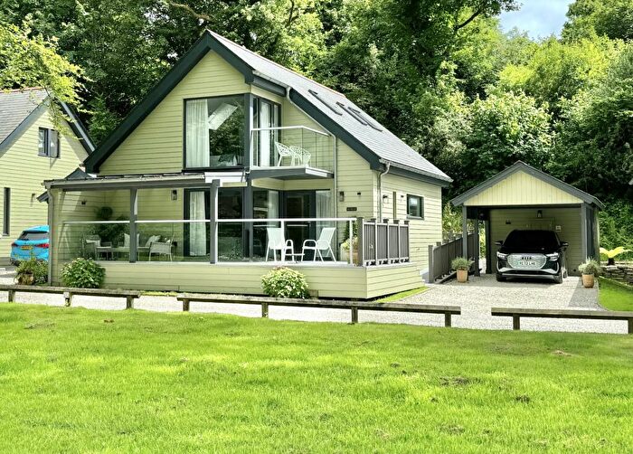 3 Bedroom Detached House For Sale In Buttercup, Hellandbridge, North Cornwall, PL30