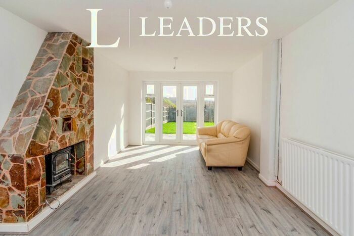 3 Bedroom Semi-Detached House To Rent In Elmdale Road, Coseley, Bilston, WV14